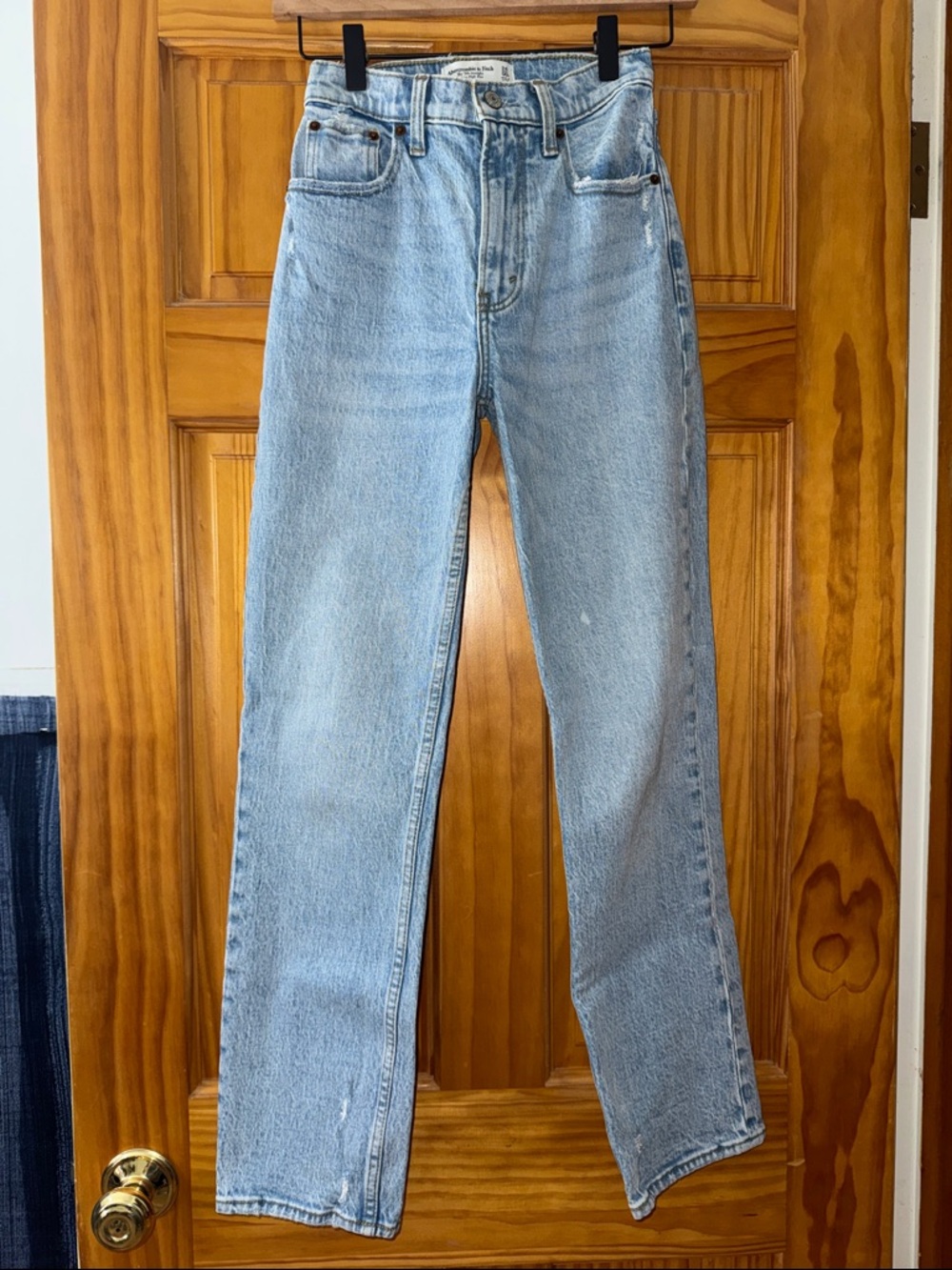 A&F CURVE LOVE 90s straight ultra high rise 24/00